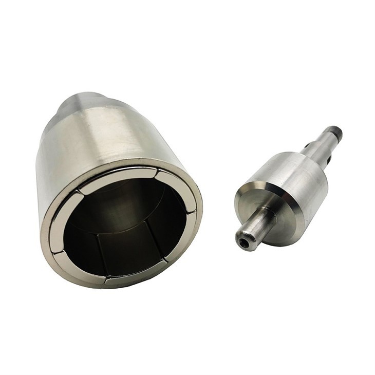 Magnetic coupling-065